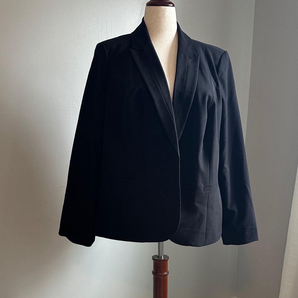 Worthington Elegant Black Blazer